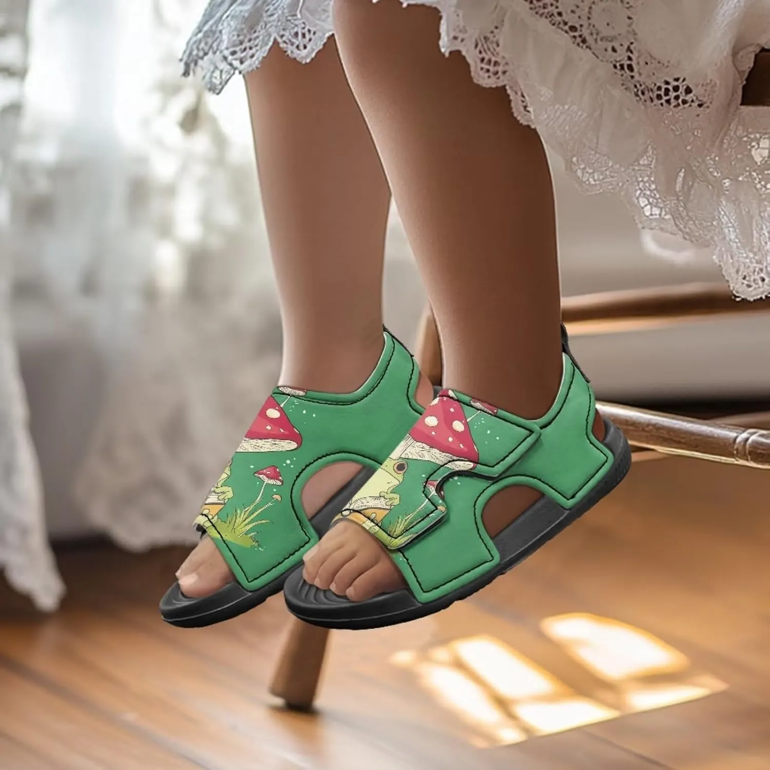 Little Kids Open Toe Summer Outtdoor Sport Sandals Art Cat and Puppy Water Shoes Lightweight Hiking Sandals